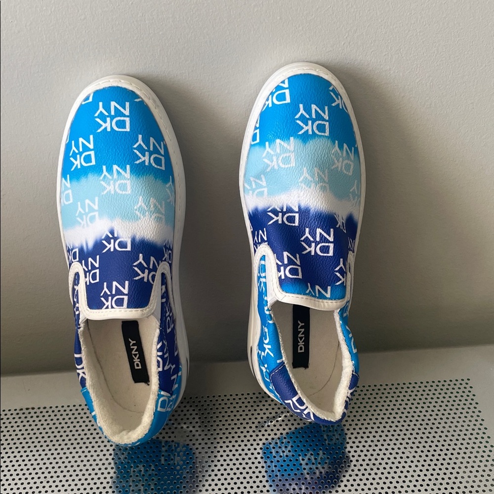 DKNY Kids Gradient Blue Slip-On Sneakers